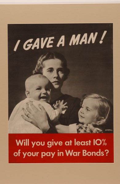 Poster Powerful Image of a War Wife